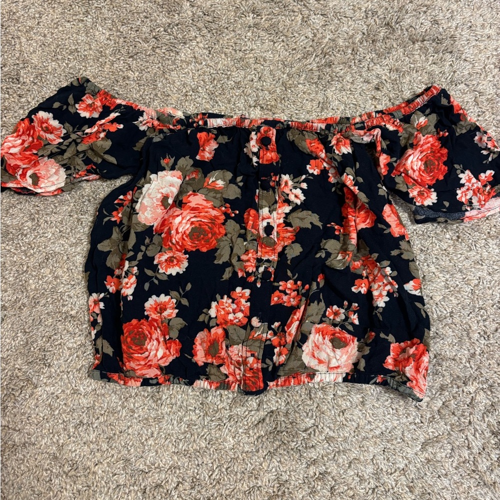 Abercrombie & Fitch Black and Red Floral Blouse